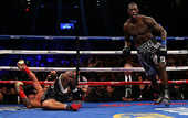 Уайлдер нокаутировал Шпильку