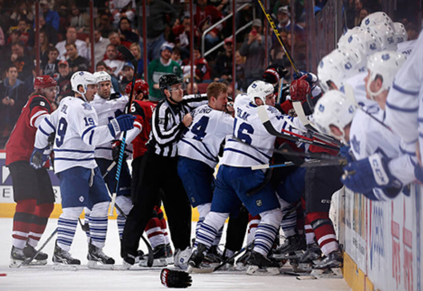 НХЛ. Оттава уступила Флориде по буллитам, победы Миннесоты, Аризоны и Ванкувера