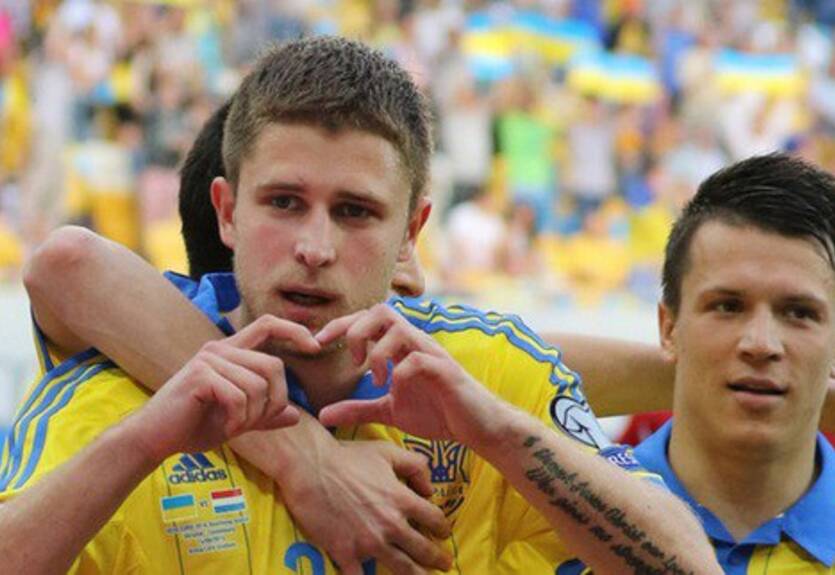 Артем Кравец: "Решил не мокнуть под дождем из шампанского"