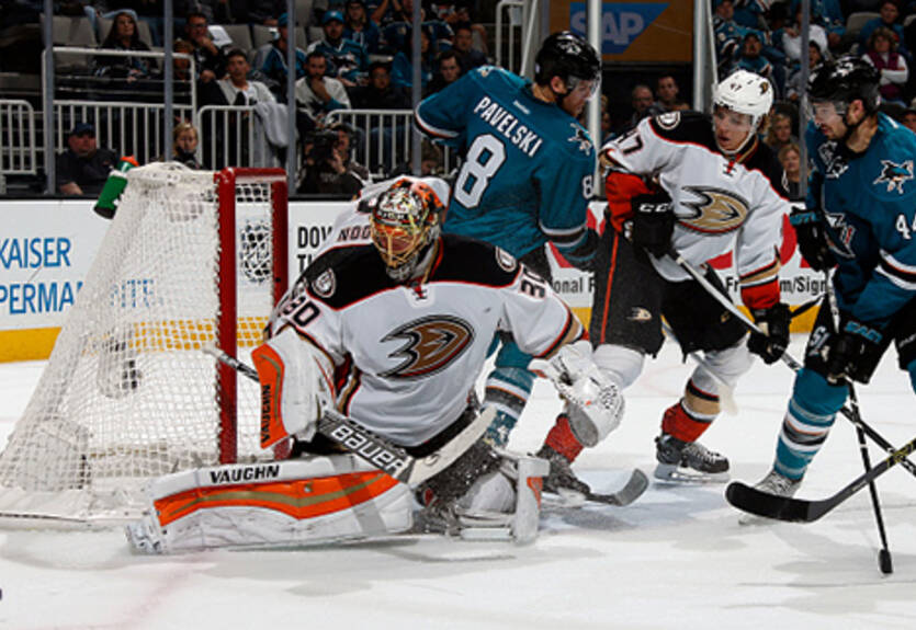 НХЛ. Сухие победы Филадельфии, Миннесоты, Сент-Луиса и Анахайма