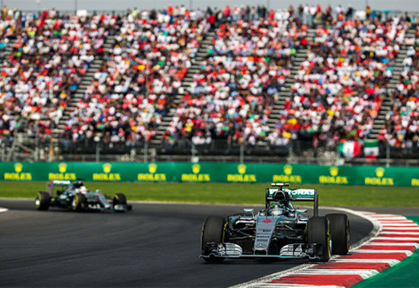 Формула-1. Хэмилтон: "Мерседес хотел, чтобы Росберг был доволен"