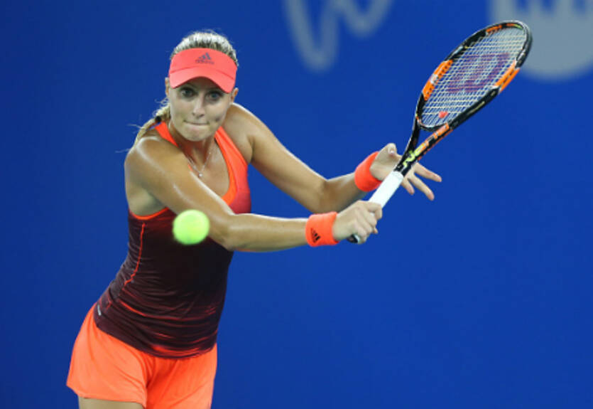 Тяньцзинь (WTA). Уверенный старт Младенович, победы Перейры и Риске