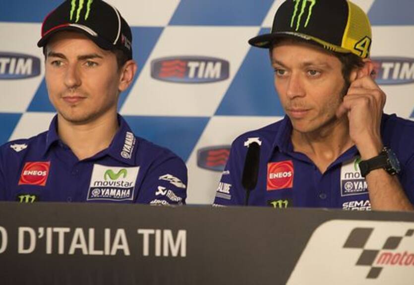 MotoGP. Росси: "Мы с Лоренсо — как старая семейная пара"