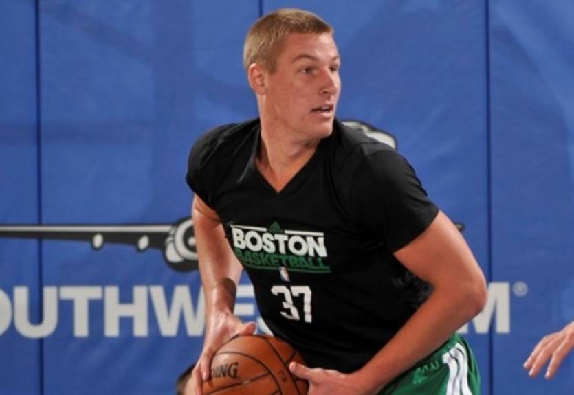 Колтон Айверсон усилил Каршияку