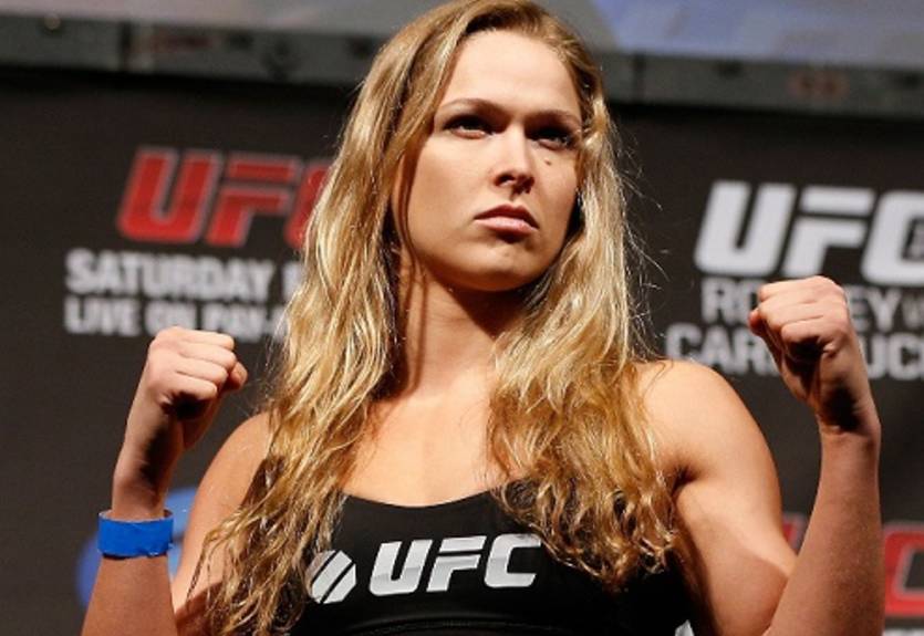 MixNews. Роузи снимется в автобиографии, Хук может перейти в UFC