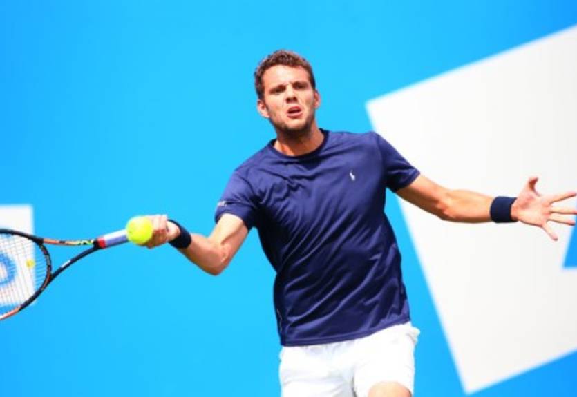 Бостад (АТР). Матье и Куэвас — в четвертьфинале, поражения Гоффена и Яновича