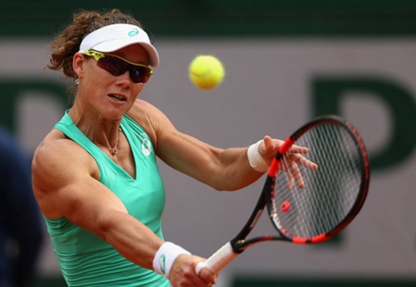 Бад Гаштайн (WTA). Стосур и Кнапп продолжают борьбу