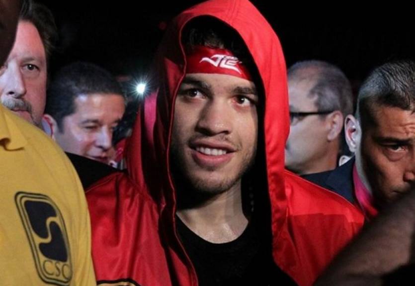 Чавес-младший: "Мог бы нокаутировать Рейеса"