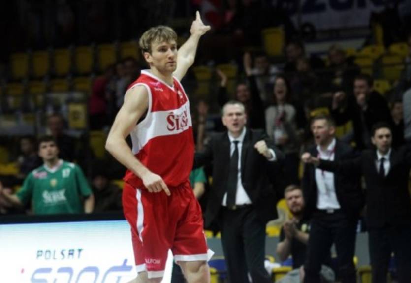 Денис Яковлев стал игроком Стяуа