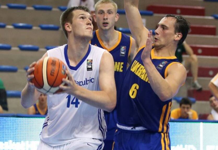 ЧЕ U-20. Чехия бьет Россию и выводит Украину во второй раунд!