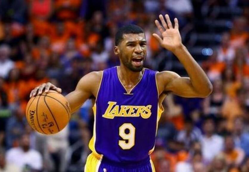 НБА. Финикс подпишет Прайса