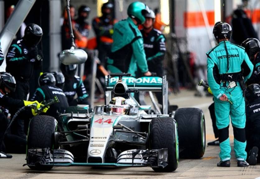 Формула-1. ФИА намерена запретить имитацию пит-стопов