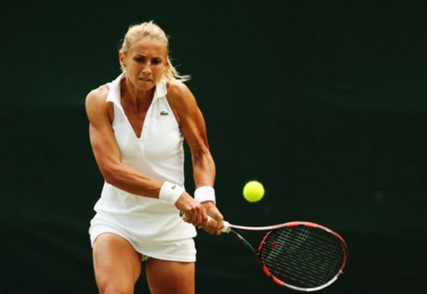 Цуренко с боем покидает Уимблдон