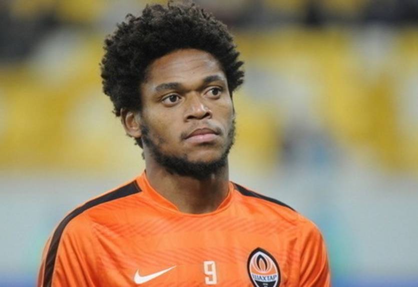 Аль-Ахли все еще надеется подписать Луиса Адриано