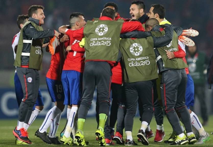 Чили стала первым финалистом Копа Америка-2015