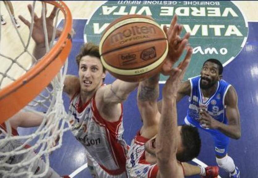 Италия. Реджио Эмилия в шаге от чемпионства