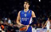 Шарич отказался ехать в Филадельфию и остается в Анадолу Эфес