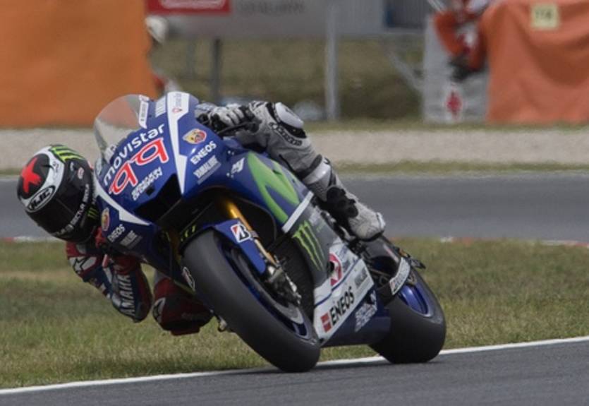MotoGP. Гран-при Каталонии. Очередная победа Лоренсо, сход Маркеса