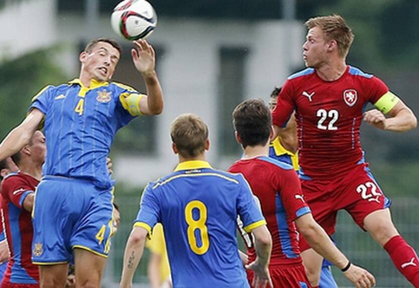 Молодежная сборная Украины вновь уступила чехам