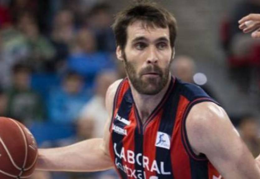 Барселона и Валенсия поспорят за защитника Басконии