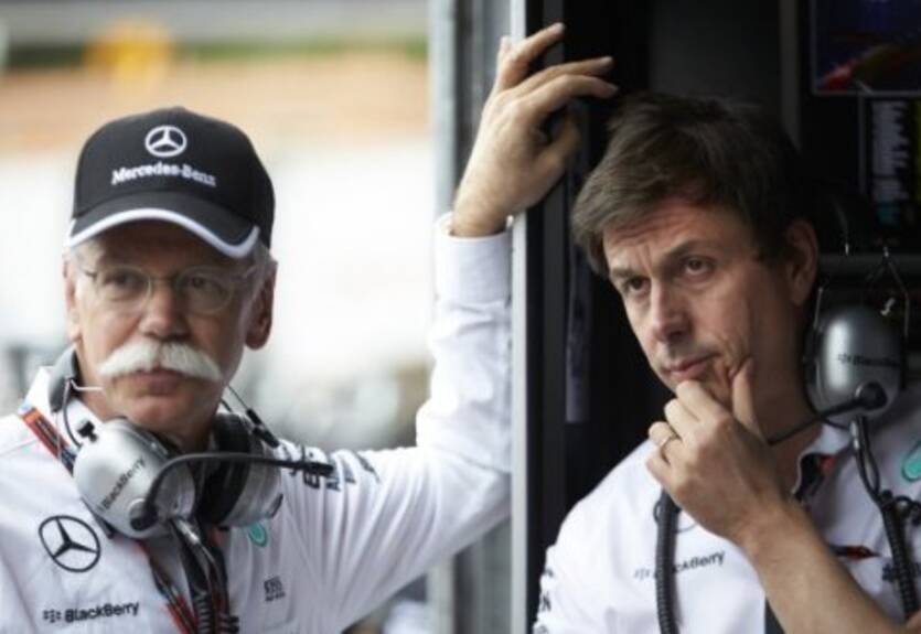 Формула-1. Мерседес: "Мы испортили Хэмилтону гонку"