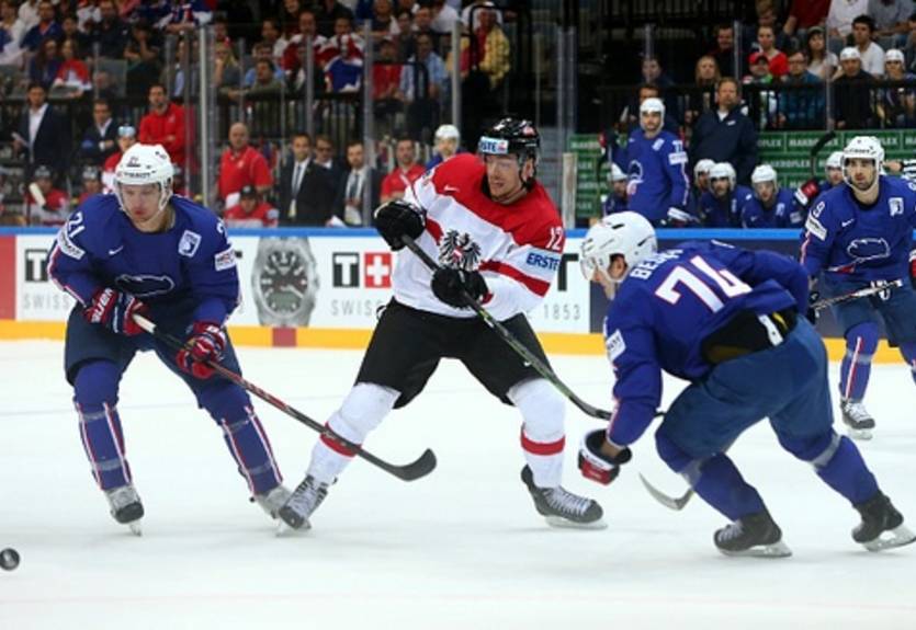 ЧМ. Франция бьет Австрию и одерживает первую победу на турнире