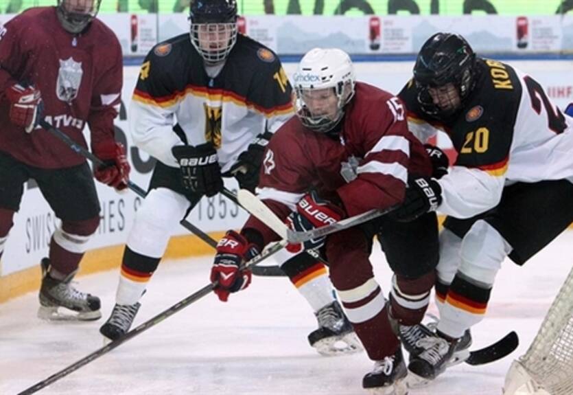 ЮЧМ. Латвия побеждает Германию в первом матче серии за выживание