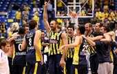 Евролига. Фенербахче выходит в &quot;Финал четырех&quot;, ЦСКА оступается в Афинах