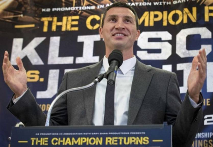 Вл. Кличко расхваливает финансовую жилку Паккьяо и Мейвезера