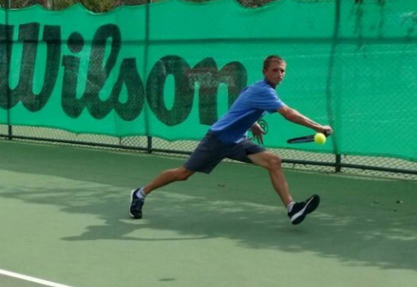 Баданов и сестры Янчук вышли в четрветьфинал