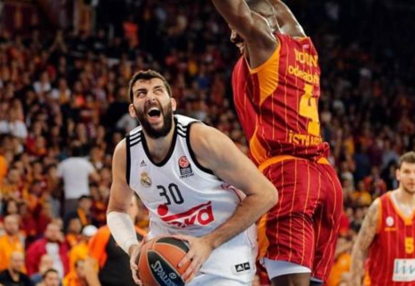 Евролига. Уникаха обидела Эфес, победы Реала и Олимпиакоса