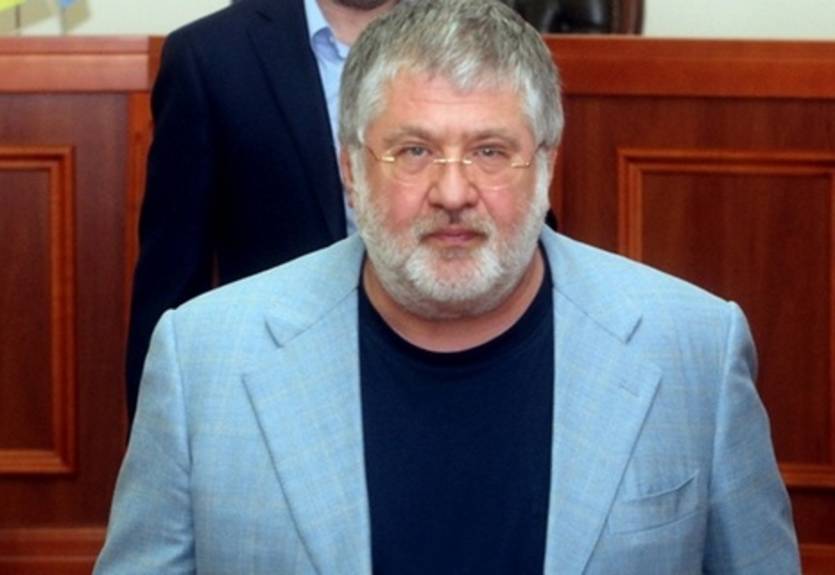 С подачи Коломойского ФФУ будет выбирать президента тайным голосованием