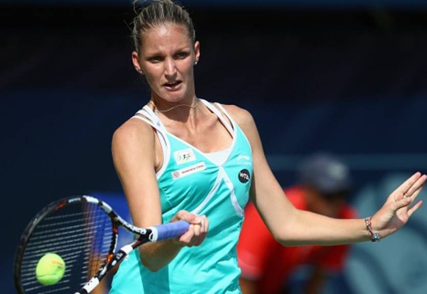 Дубай (WTA). Плишкова на пути к финалу проходит Мугурусу, Халеп расправилась с Возняцки