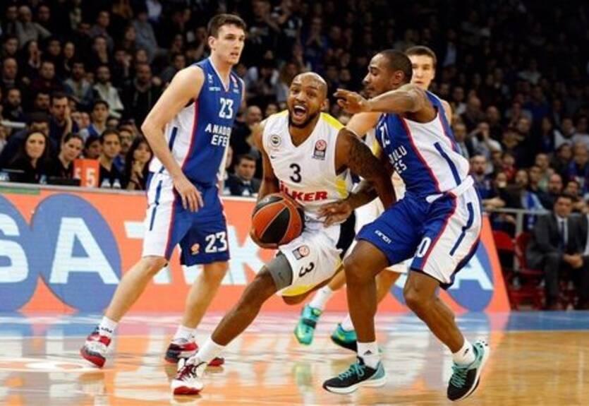 Евролига. Фенербахче одолел Эфес, Панатинаикос вырвал победу у Црвены Звезды