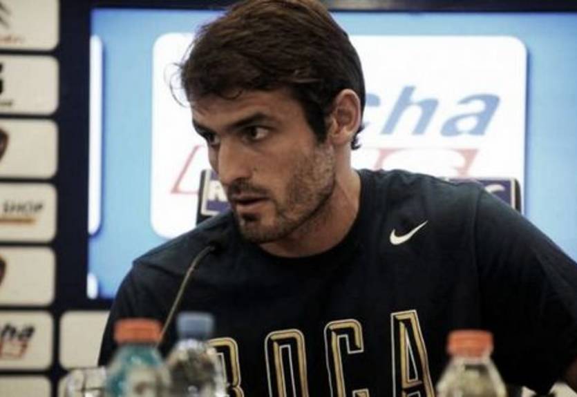 Металлист пытается заблокировать переход Торсильери