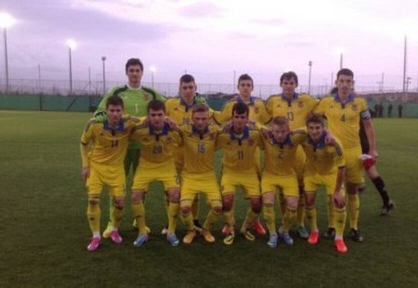 Молодежная сборная Украины завершила сбор победой
