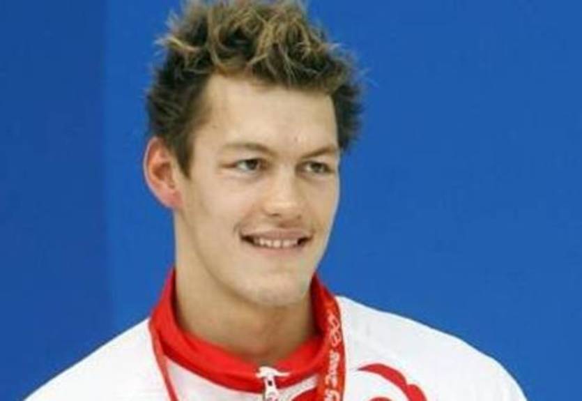 Плавание. Двукратный бронзовый медалист ОИ разменял Россию за Сербию