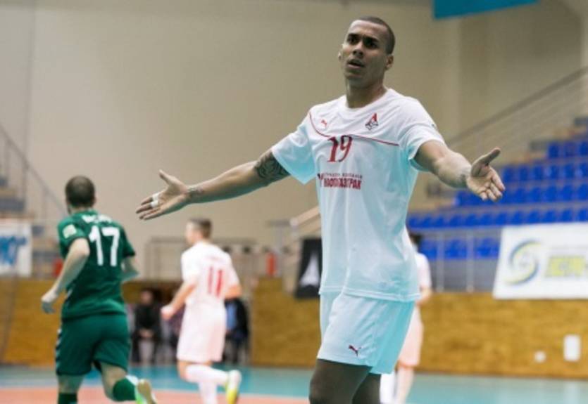 Футзал. Лысенко, Вассура и Бето летят в гости к Серому и Валенко