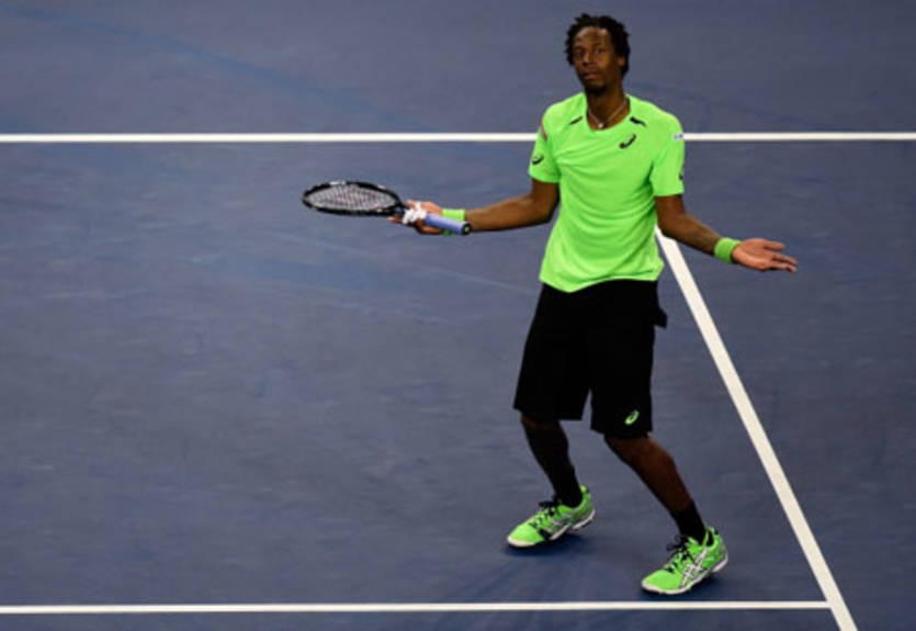 Монфис не выступит в Окленде