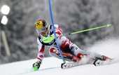 Горные лыжи. Хиршер убрал соперников в слаломе