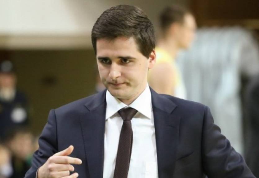 Официально. Максим Фомичев возвращается в Политехнику