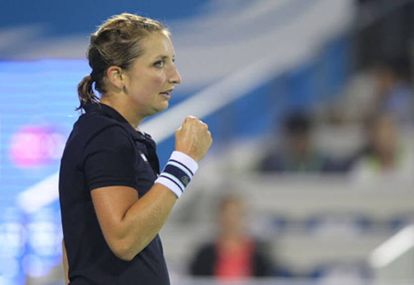 Шэньчжэнь (WTA). Победы Бачински, Дияс и Бабош, вылет Коукаловой