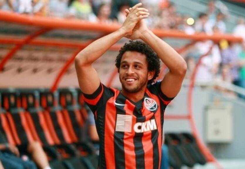 Гуанчжоу торгует полузащитника Шахтера