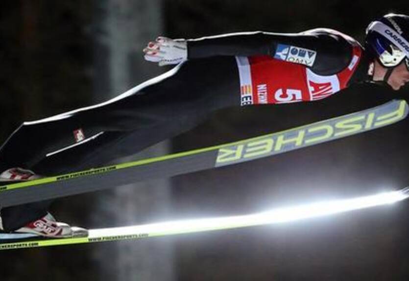 Прыжки с трамплина. Фройнд добывает победу в одном прыжке