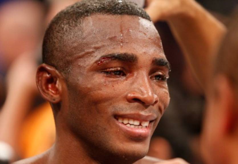 Лара победил и хочет боя с Мейвезером