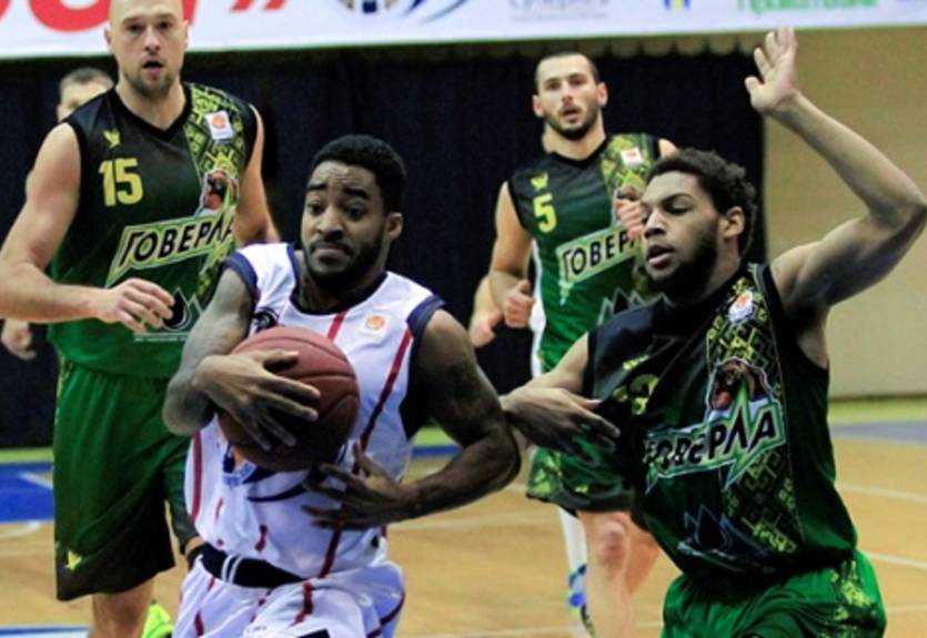 Днепр-Азот вновь переигрывает Говерлу