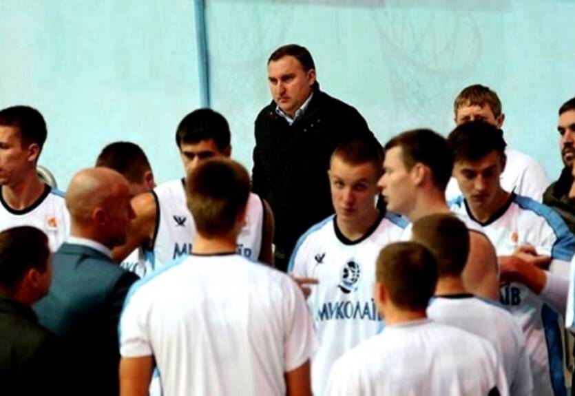 Николай и Николаев