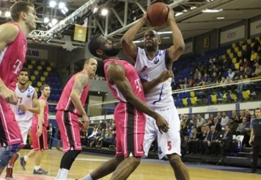 Еврокубок. Сарагсса бьет Реджио, Пари-Леваллуа побеждает в овертайме