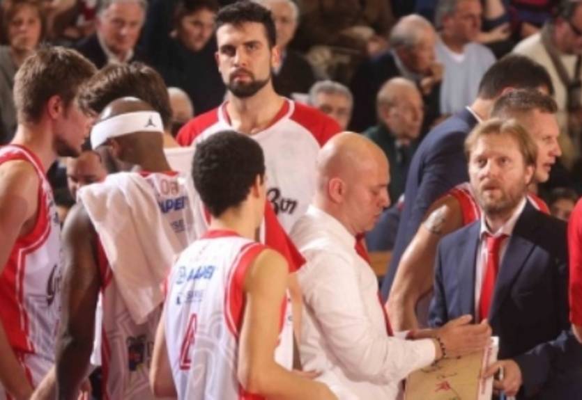 Еврокубок. Реджио переигрывает Пари-Леваллуа, первая победа Стелмета