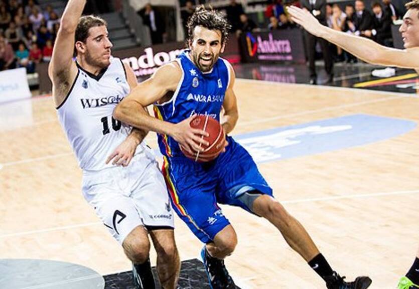 Сада перенесет операцию на спине